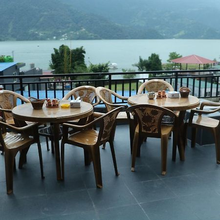 Hotel Eagle Zone Pokhara Esterno foto