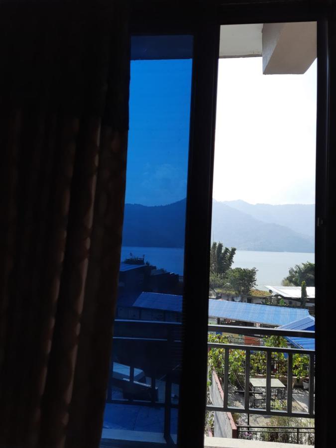 Hotel Eagle Zone Pokhara Esterno foto
