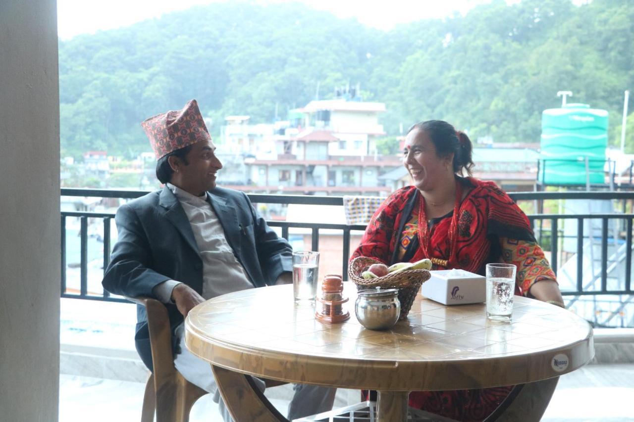 Hotel Eagle Zone Pokhara Esterno foto