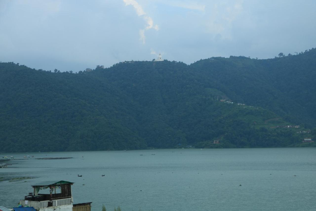 Hotel Eagle Zone Pokhara Esterno foto