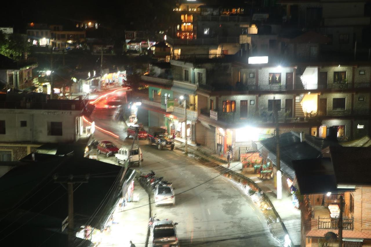 Hotel Eagle Zone Pokhara Esterno foto